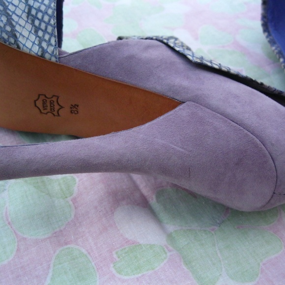 Kelsi Dagger Lavender Suede Snakeskin PeepToe Heel - Picture 6 of 8